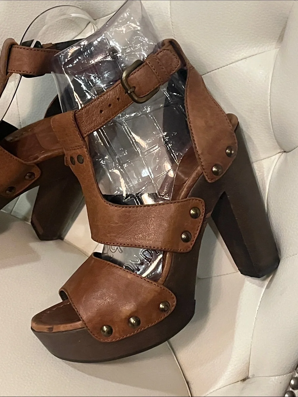 Stuart Weitzman Brown Leather Platform Block Heel Sandals Size 8 Eye Catching